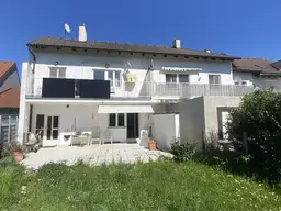 Großes Wohnhaus mit Garten und Garage in Ruhelage mit vielen Möglichkeiten - Pachtgrundstück