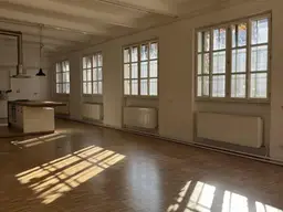 7, sonniges und sportliches Loft - Atelier in den ehemaligen Wiener Werkstätten