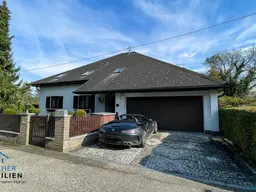Hochwertiges Ein-/Mehrfamilienhaus mit zwei Wohneinheiten in ruhiger Zentrumslage