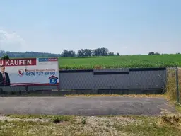 Sonniges Baugrundstück für Doppelhaus ohne Bauverpflichtung!