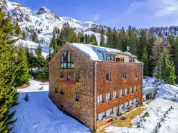 Arbeiten und Wohnen wo andere Urlaub machen - tourisitische Immobilie im Herzen Tirols