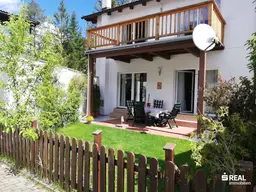 Charmantes Doppelhaus in Steinberg am Rofan mit Garten und Garage