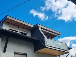 Wohnen im Herzen Tirols: Traumhafte, förderungsfähige Dachgeschoß-Wohnung in Mils bei Hall wartet auf Sie!