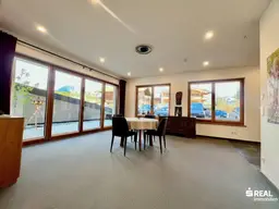 Barrierefreie und rollstuhlgerechte Gewerbeimmobilie mit Wohnwidmung, Garten, Terrasse &amp; 2 Stellplätzen in Oberndorf!