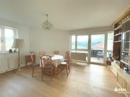 gepflegte 3-Zimmerwohnung mit 2 Balkonen und TG in Toplage Hötting
