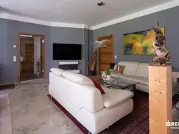 Exklusive 4-Zimmer-Terrassenwohnung mit hochwertiger Ausführung, Wellnessbereich und vieles mehr...