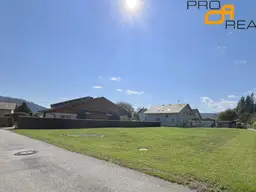 Anleger- Baugrund, sonnige ebene Ruhelage Feldkirchen 3 km