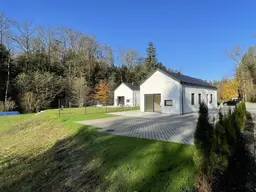 Moderne Doppelhaushälfte in Seiersberg Pirka - Erstbezug mit 300 m² Garten - mit Option auf Asuweitung bis zu 800 m² , Terrasse und 3 Stellplätzen - Jetzt zugreifen