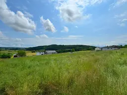 BOCKSDORF - Sonniger Baugrund mit Panoramablick - Nähe Stegersbach