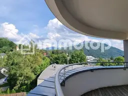 Höchst attraktive Penthouse-Wohnung mit tollem Blick zum Traunstein