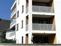 Vermietete neuwertige Wohnung im Zentrum