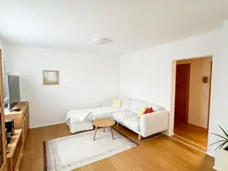 Charmante Terrassenwohnung in Seenähe – Genießen Sie den Blick ins Grüne!