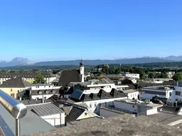 Über den Dächern von Vöcklabruck - mit traumhaftem Panoramablick!