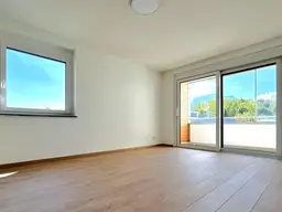 Wohntraum mit Gebirgsblick: 3-Zimmer-Wohnung in erhöhter Lage – Erstbezug nach Sanierung