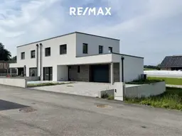 ERSTBEZUG - Moderne Doppelhaushälfte mit Pool und hochwertiger Ausstattung in Frankenburg am Hausruck
