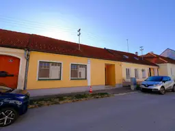 Idyllische Wohnmöglichkeit mit Landwirtschaftlichen Charakter