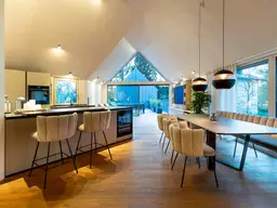 Luxuriöses Penthouse mit zwei Dachterrassen! 