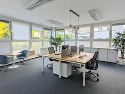 Geräumige Bürofläche mit viel Potenzial nahe Kongresspark