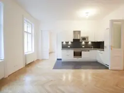 Repräsentative Eckwohnung mit 5 Zimmern nähe botanischer Garten / Ruhelage *Parkplatz optional*