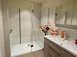 charmante 2 Zimmer Wohnung mit Loggia *zentrale Lage*