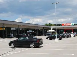 Attraktive Geschäftsfläche im Fachmarktzentrum – 9125 Kühnsdorf