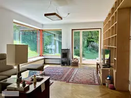 NUR EIN SPAZIERGANG ZUM SEE .... SCHÖNES, SEHR GROSSZÜGIGES FAMILIENHAUS, WIDMUNG KURGEBIET