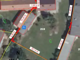 953m² kompaktes Baugrundstück, sonnige Ruhelage mit Altbestand