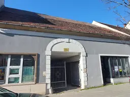 Hohe Frequenzlage !! 125m² Geschäftslokale auf 575m² Eigengrund