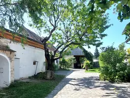 190m² WFL mit 2 Wohneinheiten + 300m² Garten + 90m² Stadl + 115m² Lagerräume