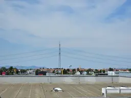 Helle, sonnige 3 Zimmerwohnung mit Balkon - beim Marchfeldcenter