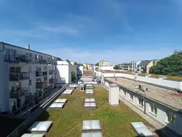 Großzügige Bürofläche mit rund 155 m² und Ausrichtung in den Innenhof! 6 Zimmer + Empfangsbereich direkt bei der Straßenbahn Yppengasse!