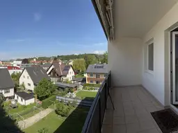 Charmante Eigentumswohnung mit Loggia – zentral in Perg!