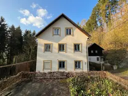 Preiswertes Wohnhaus in naturnaher Ortsrandlage von Bad Kreuzen