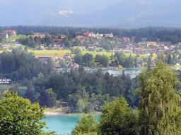 Charmante Wohnung mit Faaker See-Blick!