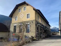 Wohn- und Betriebsgebäude