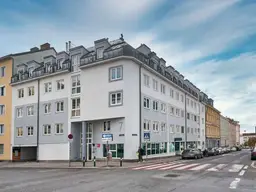 KFZ-Stapelparker in der Antonigasse Nähe AKH!