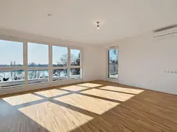 Traumblick über die Alte Donau! Klimatisierter Neubau mit 3 Terrassen!