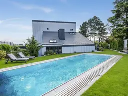 Alles möglich! Vom exklusiven Wohntraum bis zum Highclass-Firmenstandort (oder beides in einem) | Designerhaus mit traumhaftem Garten | Edelstahlpool, Sauna, Weinkeller | Doppelgarage, zwei Eingänge