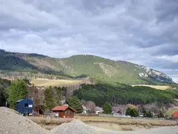 Gründstück mit Aussicht im Schneebergland