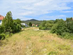 2 Wunderschöne, große Grundstücke in Sooß, RUHE, Schönweg 8