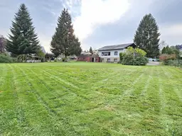 3.000 m² Baugrundstück mit Bestandsobjekt in Bestlage Moosburg/St.Peter!