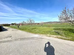 Bauträgergrundstück in Winden am See mit Bebauungstudie