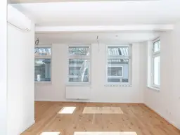 Büro im Erdgeschoß - Top1