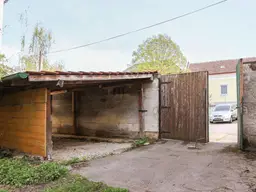 Sanierungsbedürftiges Wohnhaus mit großem Garten und Stadl im Zentrum von Mannersdorf