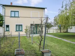 Einfamilienhaus mit Garten in Illmitz