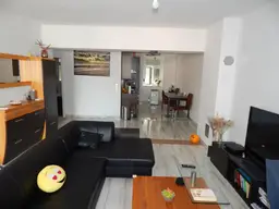 Helle und ruhige Terrassenwohnung in zentraler Lage