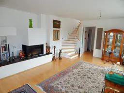 Außergewöhnliche Dachgeschoßwohnung mit 2 Terrassen im Herzen von Mauer