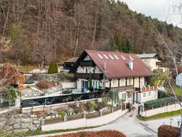 Wohntraum mit Swimming Pool &amp; Sonnenterrasse in Velden am Wörther See