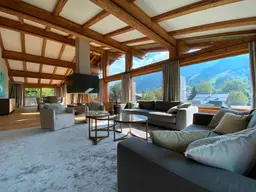 Exklusives Landhaus mit Indoor-Pool und Streifblick in Kitzbühel