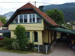 Renovierungsbedürftiges Einfamilienhaus mit viel Potenzial in sonniger Ruhelage